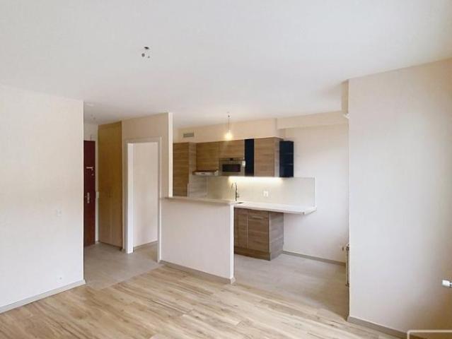 Studio moderne et lumineux à Crissier !