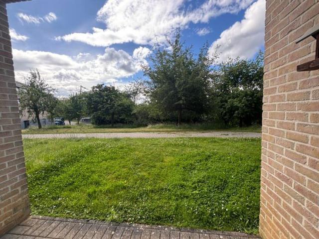 STUDIO MODERNE MEUBLÉ À LOUER – LOUVAIN LA NEUVE