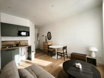 Studio moderne meuble entièrement neuf