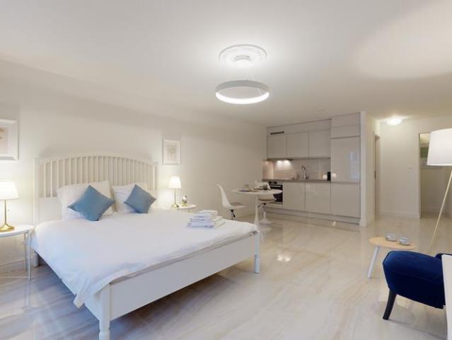 Studio moderne, meublé et luxueux à Boudry
