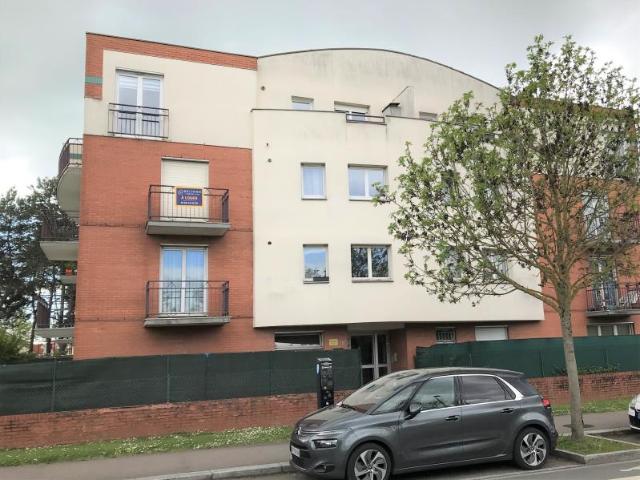 STUDIO MONTIGNY LE BRETONNEUX 1 pièce 44.56 m2