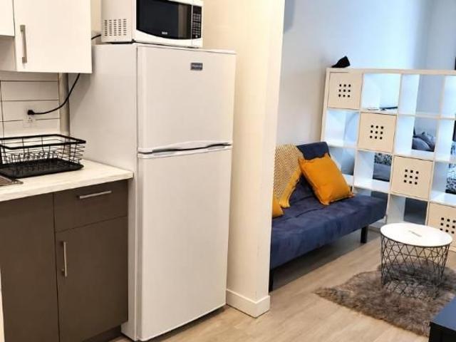 Studio Montréal $1,125 /mo