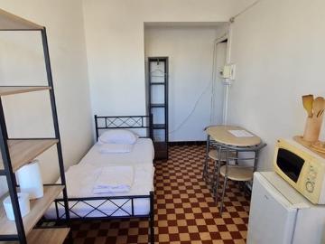 Studio Marseille 13008