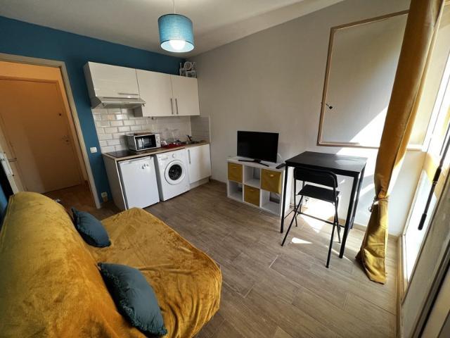 Studio Marseille 13008