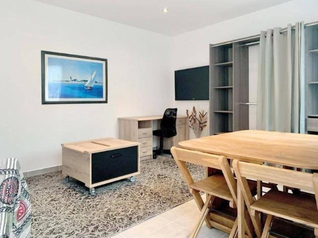 Studio Marseille 13015