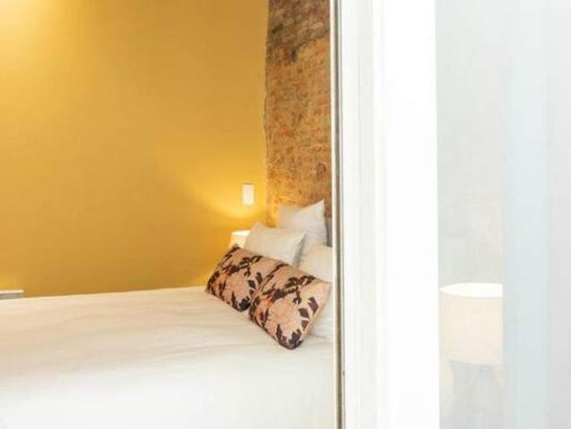 Studio met slaaphoek te huur in Antwerpen voor € 1.700 met 1 slaapkamer