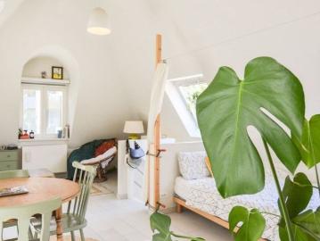 Studio met slaaphoek te huur in Brugge voor € 700 met 1 slaapkamer