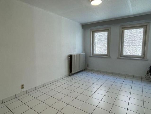 Studio met slaaphoek te huur in Kortrijk voor € 610 met 1 slaapkamer