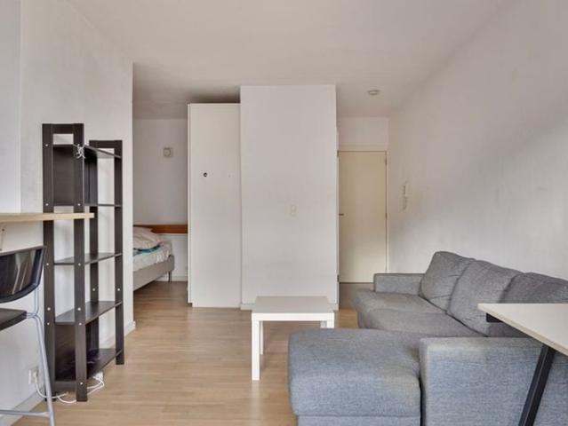 Studio met slaaphoek te huur in Leuven voor € 830 met 1 slaapkamer