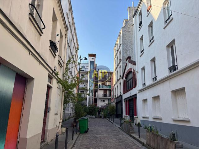 PARIS 11ème Studio