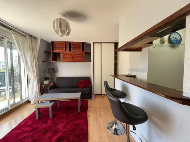 STUDIO Meubl� Carri�res sur Seine