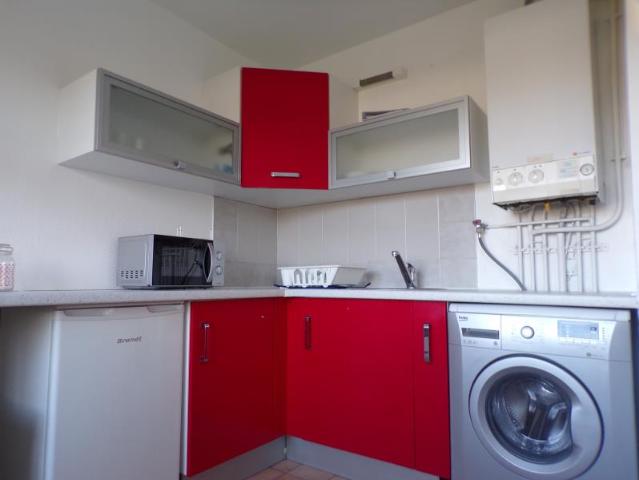 STUDIO Meublé MONTIGNY LE BRETONNEUX 1 pièce 22 m2