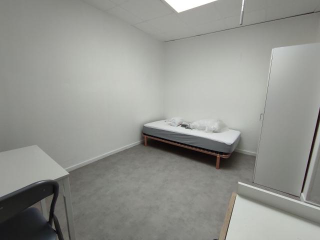 STUDIO MEUBLE N°8 BORDEAUX CAUDERAN