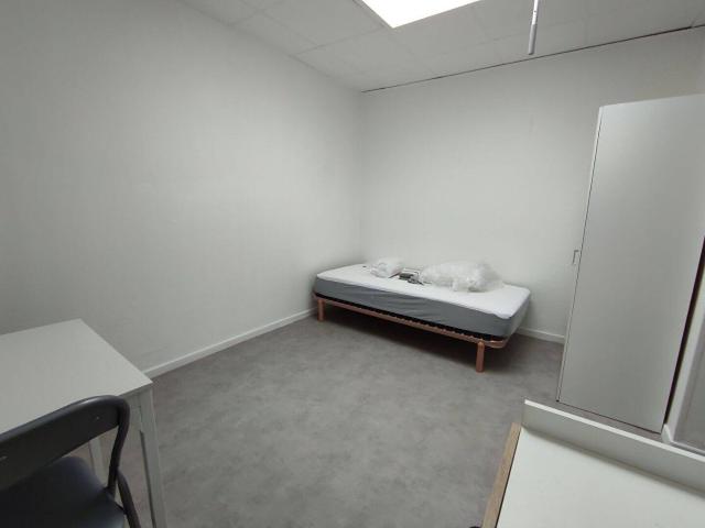 STUDIO MEUBLE N°8 BORDEAUX CAUDERAN