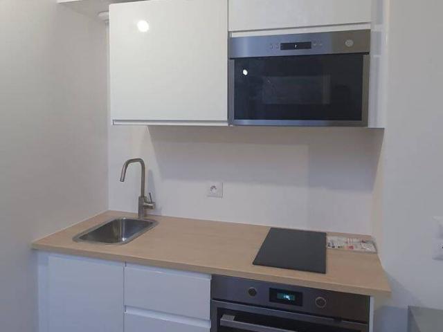 Studio meublé neuf 21 m² – 4 min à pied du RER C – Saint Ouen
