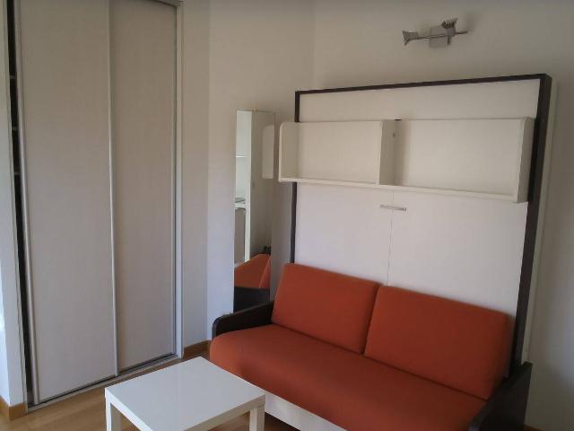 STUDIO MEUBLE Nice centre