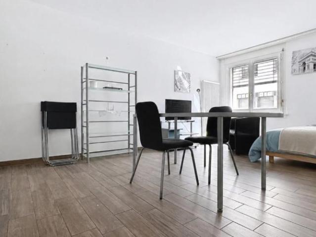 Studio meublé au centre de Sierre libre de suite