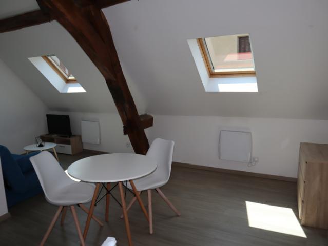 Studio meublé AUTUN