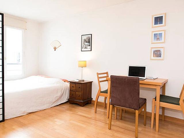 Studio meublé avec concierge Madeleine Paris 8°