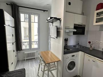Studio meublé avec concierge et local à vélos La Motte Picquet Paris 15°