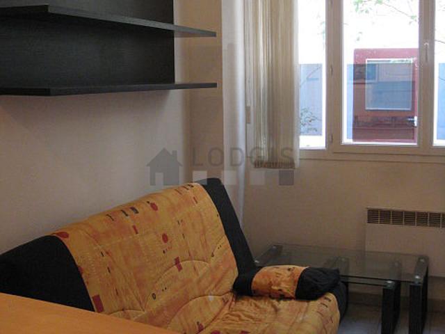 Studio meublé avec concierge Paris 9°