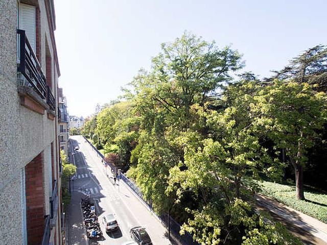 Studio meublé avec accès handicapé, terrasse et ascenseur Alésia Paris 14°