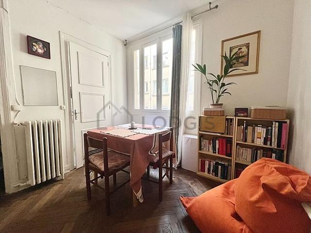 Studio meublé avec ascenseur Necker Paris 15°