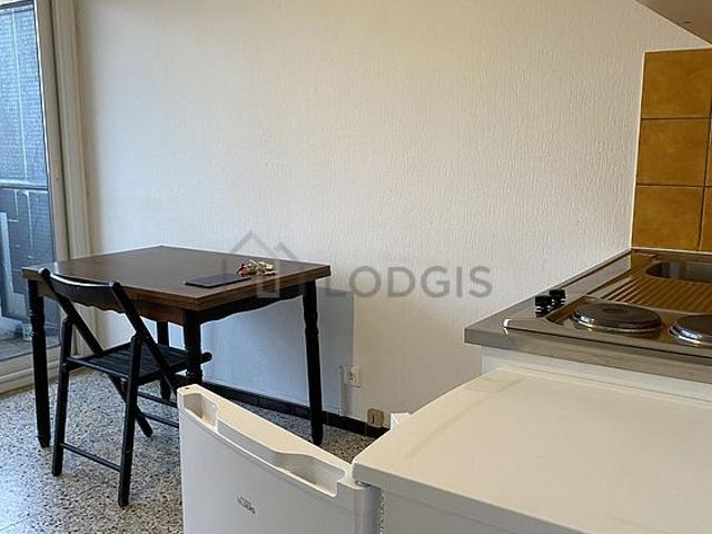 Studio meublé avec ascenseur Aix En Provence 13090