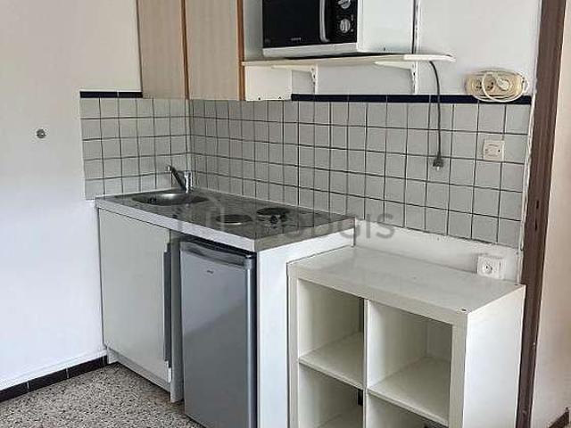 Studio meublé avec ascenseur Aix En Provence 13090