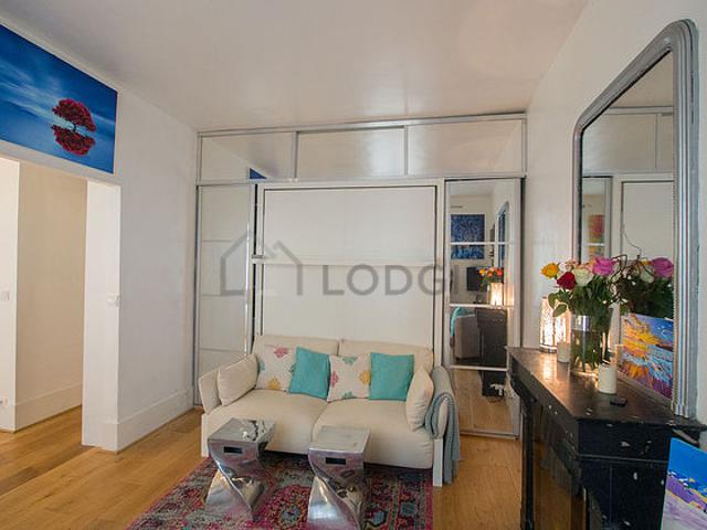 Studio meublé avec ascenseur, cheminée et concierge Canal Saint Martin Paris 10°