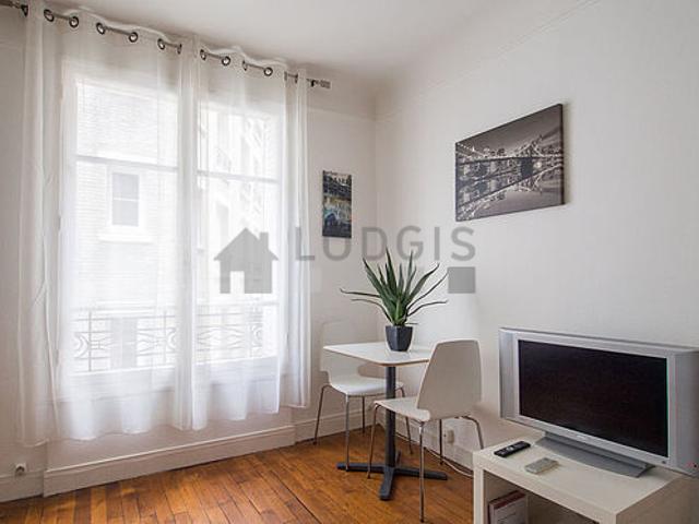 Studio meublé avec ascenseur, concierge et local à vélos Vaugirard Paris 15°