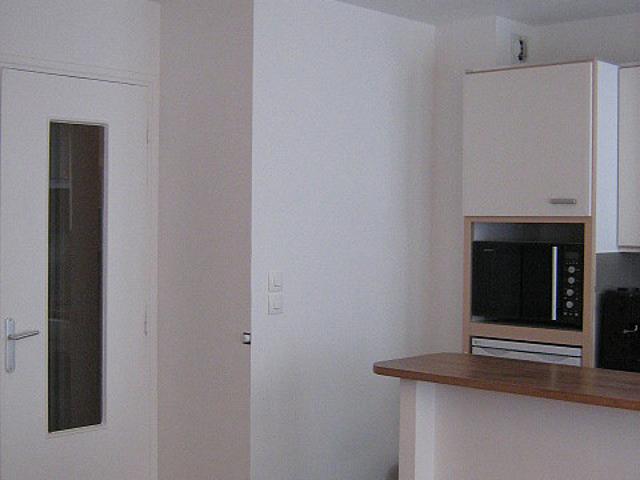 Studio meublé avec ascenseur et concierge Gambetta Paris 20°