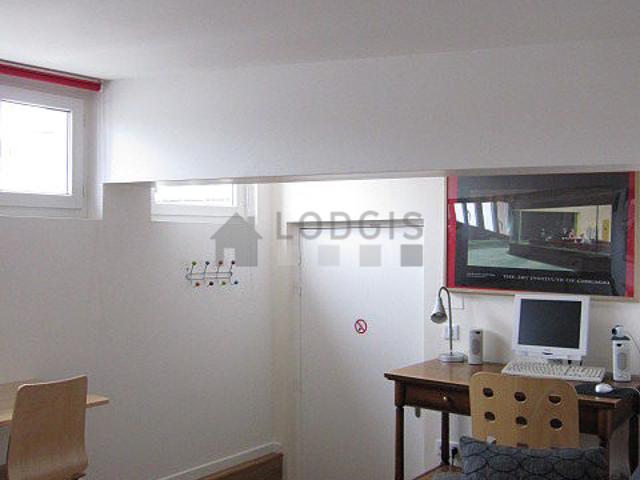 Studio meublé avec ascenseur et concierge Gare de l'Est Paris 10°