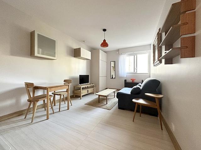 Studio meublé avec ascenseur et concierge Gobelins Paris 13°