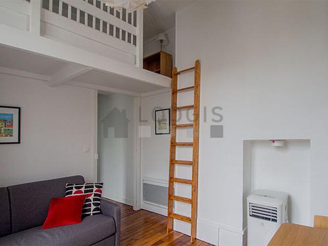 Studio meublé avec ascenseur et concierge Invalides Paris 7°
