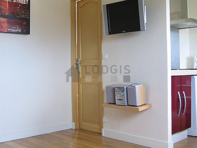 Studio meublé avec ascenseur et concierge Levallois Perret 92300
