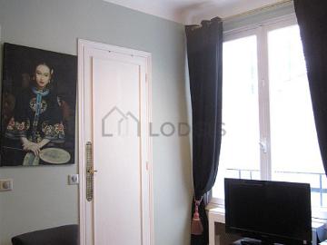Studio meublé avec ascenseur et concierge Monceau Paris 8°