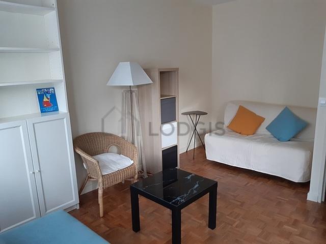 Studio meublé avec ascenseur et concierge Place d'Italie Paris 13°