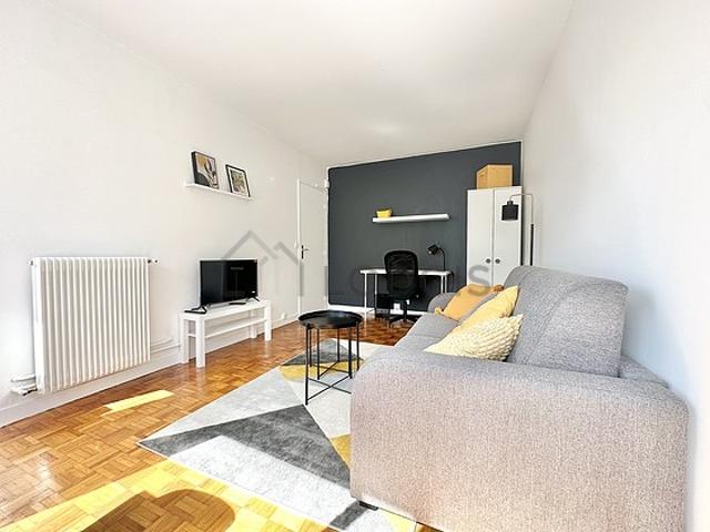 Studio meublé avec ascenseur Gambetta Paris 20°