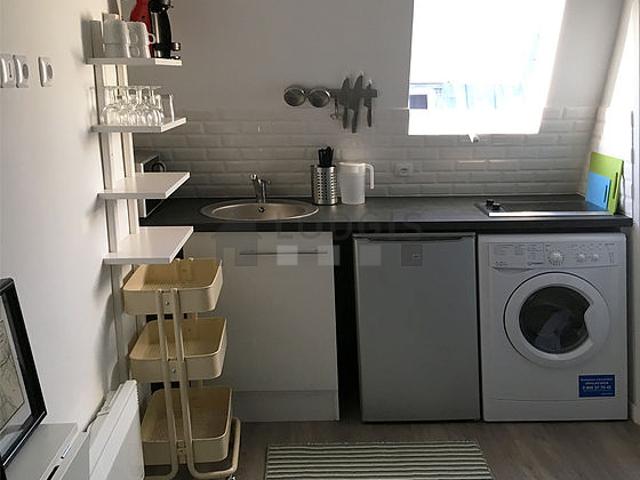 Studio meublé avec ascenseur Gare du Nord Paris 10°