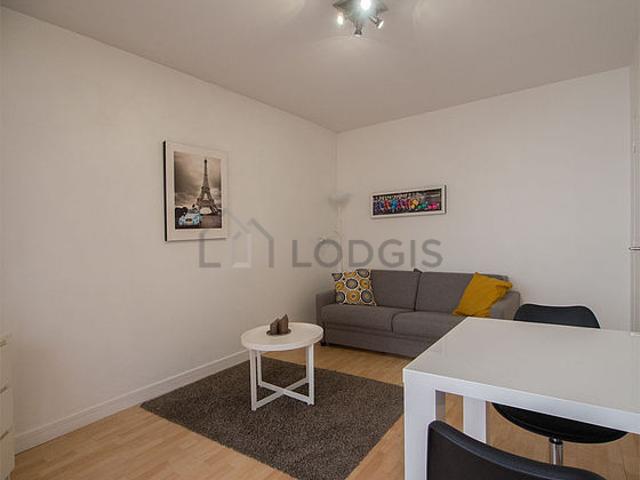 Studio meublé avec ascenseur Paris 16°