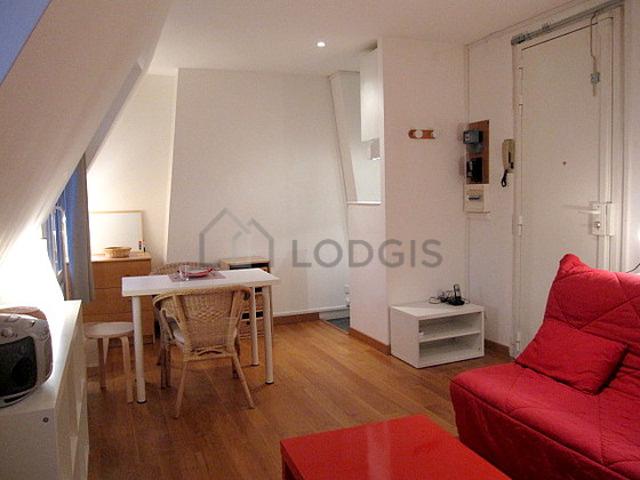 Studio meublé avec ascenseur République Paris 11°