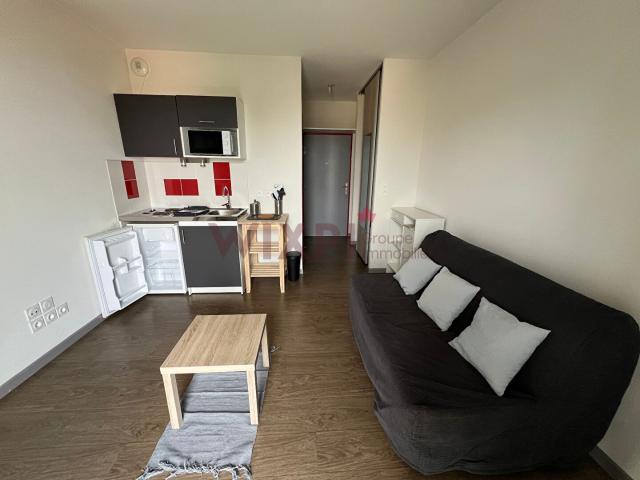 Studio meublé avec balcon, Limonest