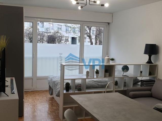Tastefully furnished studio