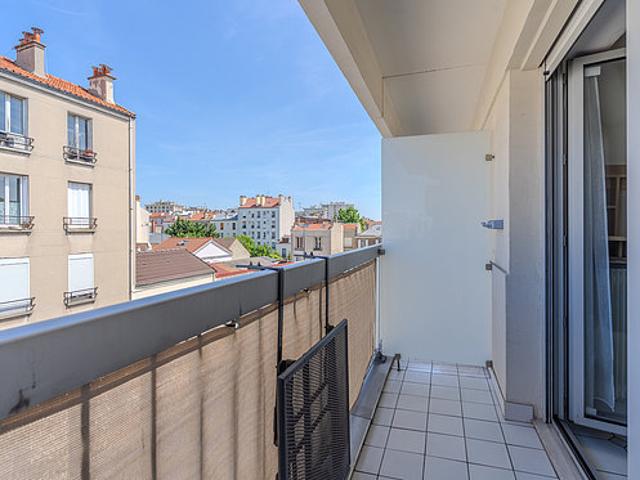 Studio meublé avec garage, terrasse et ascenseur Pantin 93500