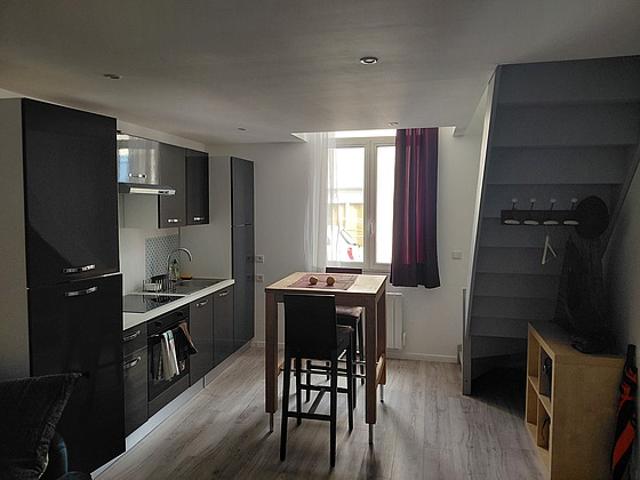 Studio meublé avec local à vélos et place de parking en option Bordeaux 33100