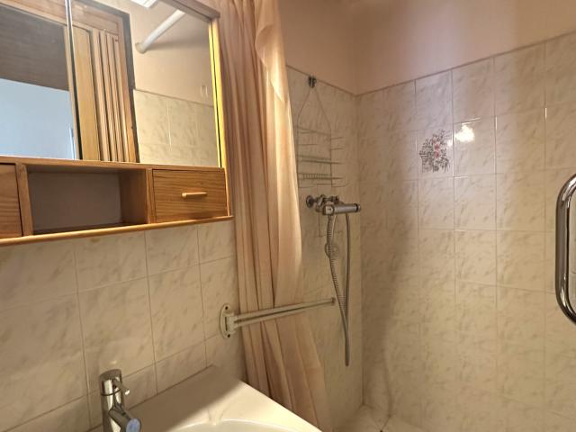 Studio meublé avec mezzanine 1er étage AMELIE LES BAINS Groupement Immobilier 66