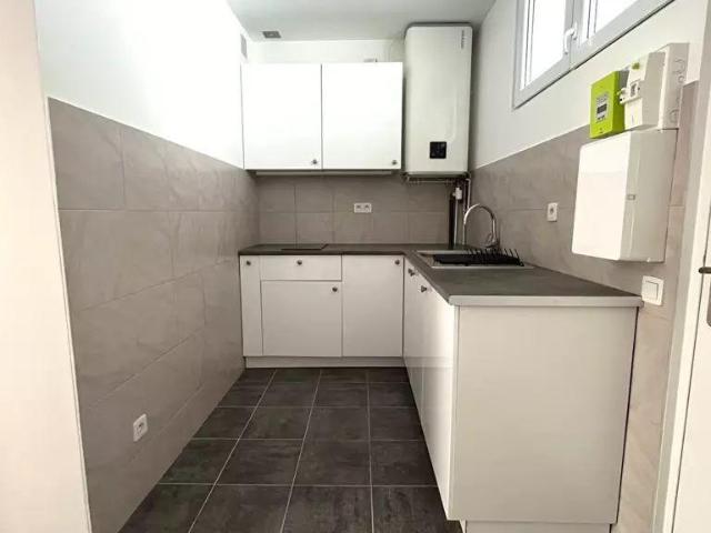 Studio meublé avec parking – Valmy – 755eur CC