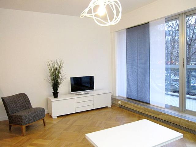 Studio meublé avec terrasse, ascenseur et concierge Paris 16°