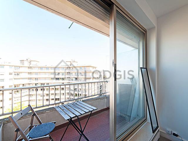 Studio meublé avec terrasse et ascenseur Bastille Paris 11°